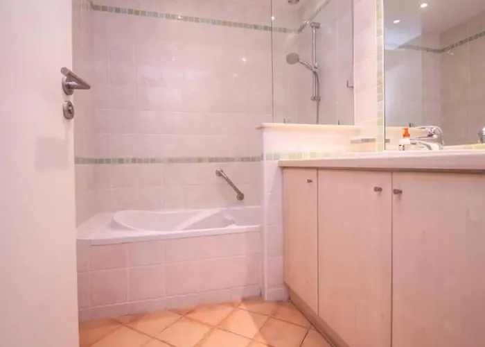 Malte-entree Cap D'antibes, Perle Confort - Rare Appartement *